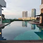 Mid Valley Southkey Mosaic 2Br With Wifi 5-8 Pax