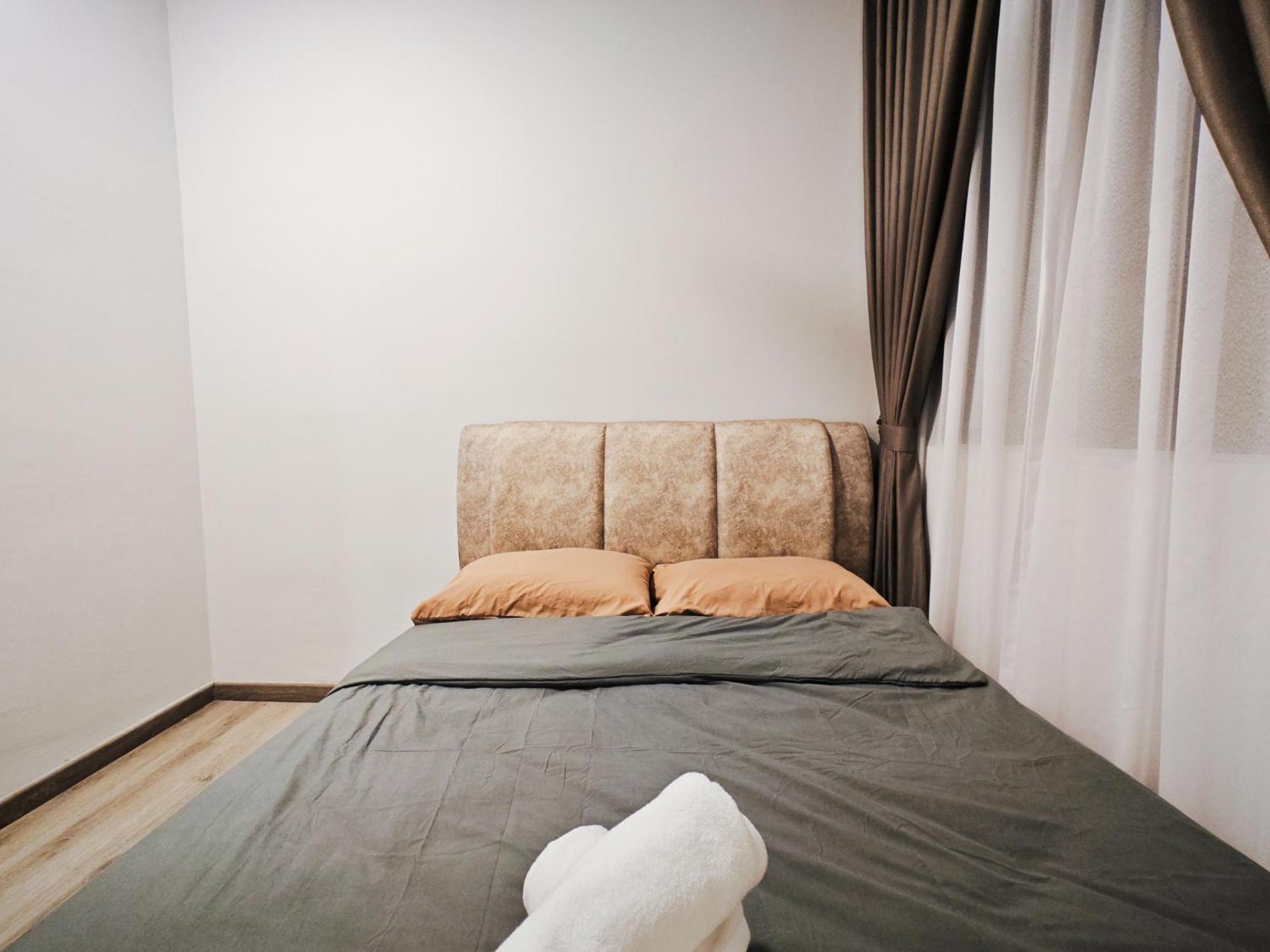 Mid Valley Southkey Mosaic 2br With Wifi 5-8 Pax Apartemen Johor Bahru