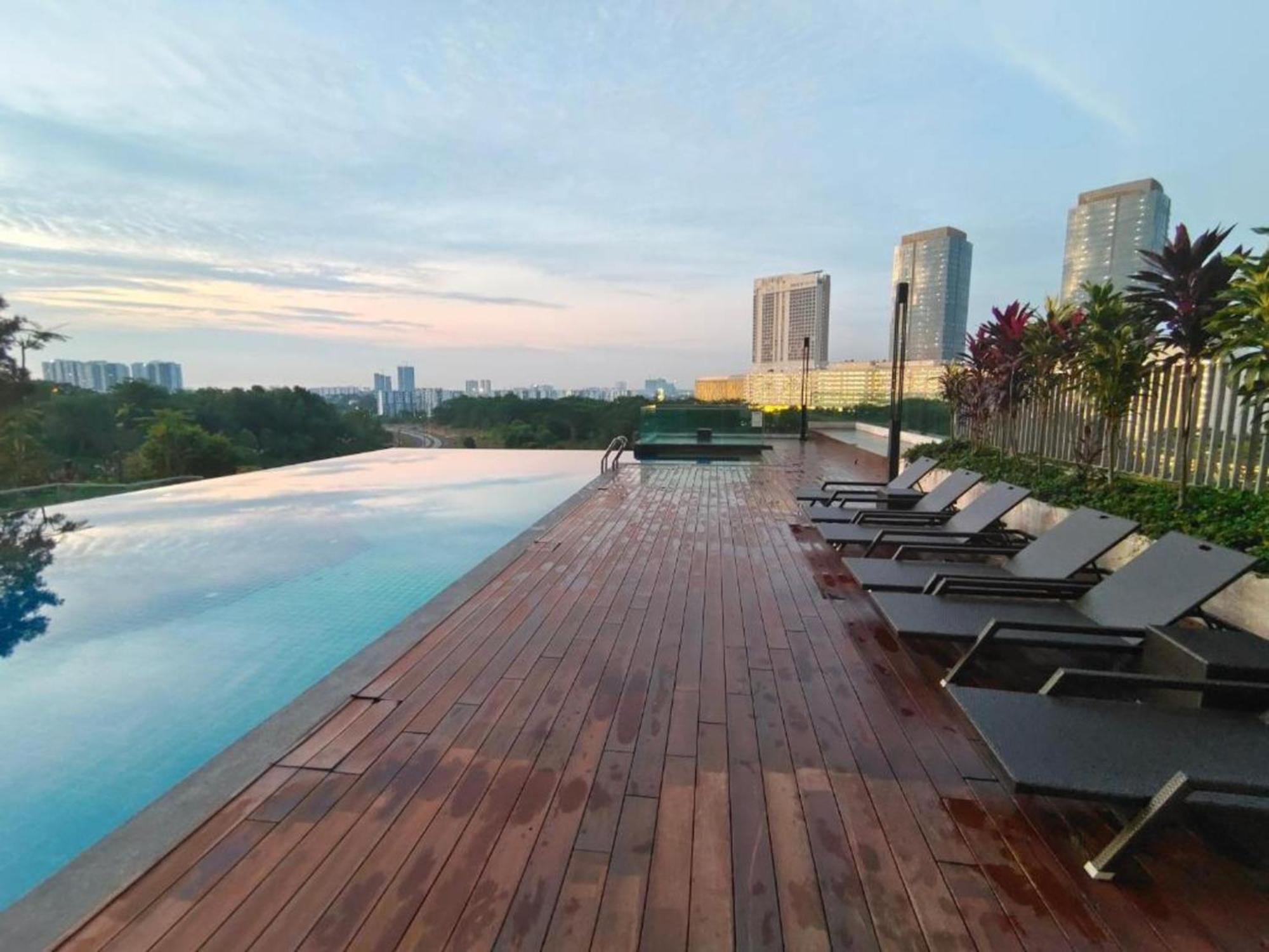 Apartemen Mid Valley Southkey Mosaic 2br With Wifi 5-8 Pax